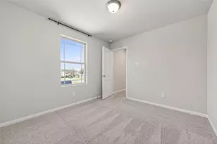 940 21st St, Hempstead, TX 77445 - Photo 25