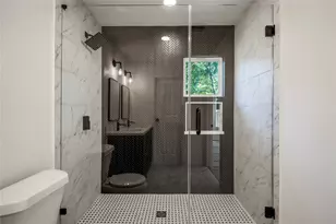 7810 Appleton St, Houston, TX 77022 - Photo 19