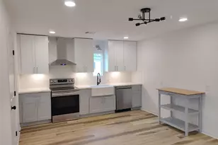 7810 Appleton St, Houston, TX 77022 - Photo 11