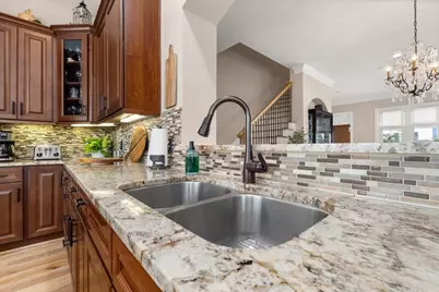 4602 Regent Manor Drive, Houston, TX 77345 - Photo 17