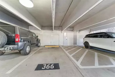 1901 Post Oak Boulevard #4608, Houston, TX 77056 - Photo 29