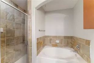 1901 Post Oak Blvd, Houston, TX 77056 - Photo 23