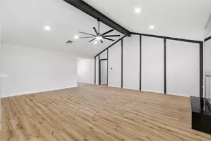 9947 Sagebud Ln, Houston, TX 77089 - Photo 7