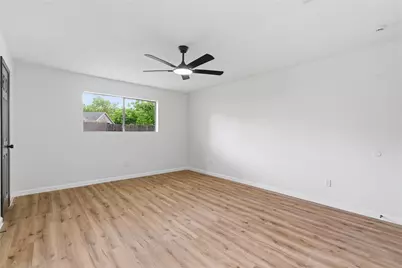 9947 Sagebud Lane, Houston, TX 77089 - Photo 15