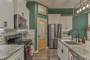 20112 Crystal Falls Ct, Montgomery, TX 77316 - Photo 25