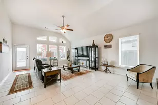 4623 Painted Bunting Ln, Baytown, TX 77521 - Photo 11