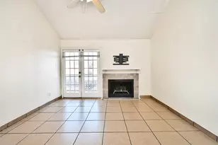 10211 Sugar Branch Dr, Houston, TX 77036 - Photo 9