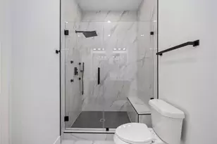 7932 Boy St, Houston, TX 77028 - Photo 13