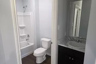 9903 Dipping Woods St, Houston, TX 77076 - Photo 5