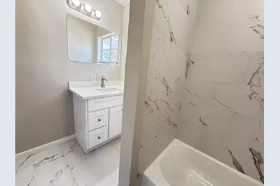 2501 Yoakum Boulevard #15, Houston, TX 77006 - Photo 13
