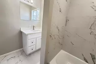 2501 Yoakum Blvd, Houston, TX 77006 - Photo 13