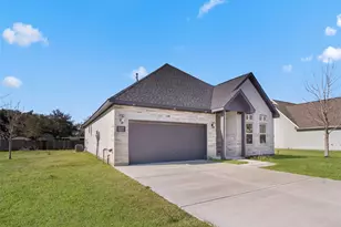 209 Silverleaf Rd, Sweeny, TX 77480 - Photo 3