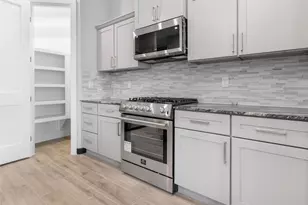 209 Silverleaf Rd, Sweeny, TX 77480 - Photo 13