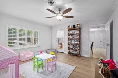 4845 Briarbend Drive, Houston, TX 77035 - Photo 17