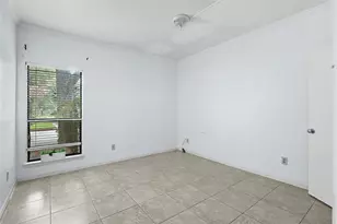 10051 Westpark Dr, Houston, TX 77042 - Photo 7