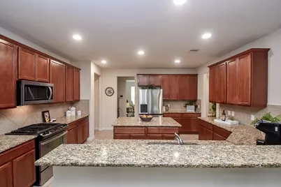 1022 Majestic Oak, Richmond, TX 77469 - Photo 15