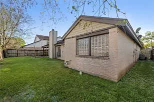 3307 Ashfield Dr, Houston, TX 77082 - Photo 35