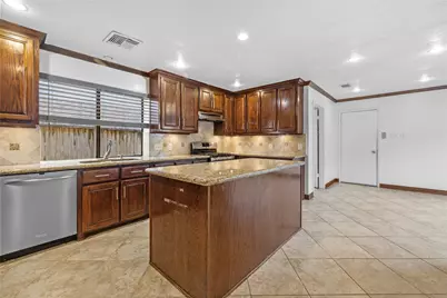 3307 Ashfield Drive, Houston, TX 77082 - Photo 13