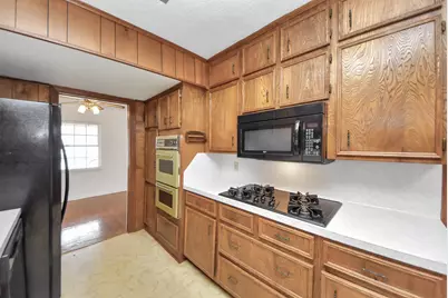 900 S Circle Drive, Baytown, TX 77520 - Photo 21