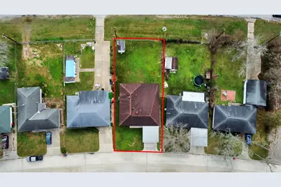 900 S Circle Drive, Baytown, TX 77520 - Photo 11