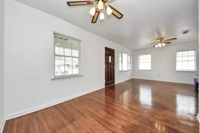 900 S Circle Drive, Baytown, TX 77520 - Photo 17