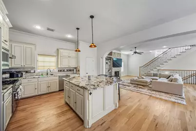 1302 Antoine Drive #A, Houston, TX 77055 - Photo 3