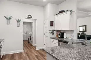 4322 Karam Lndg, Dickinson, TX 77539 - Photo 15