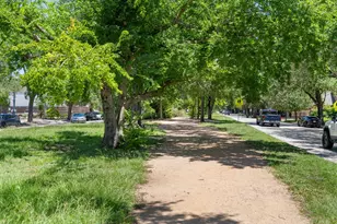 307 E 8th St, Houston, TX 77007 - Photo 35