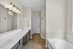 8153 Luz de Luna St, Corpus Christi, TX 78414 - Photo 19