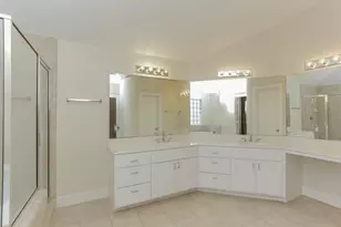 2705 Rutland St, Houston, TX 77008 - Photo 13