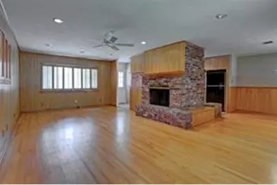 3815 Sun Valley Drive, Houston, TX 77025 - Photo 5