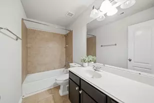 2206 Ascot Ln, Sugar Land, TX 77479 - Photo 29