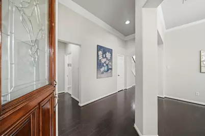 2206 Ascot Lane, Sugar Land, TX 77479 - Photo 5