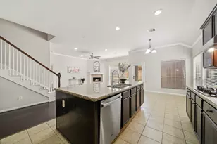 2206 Ascot Ln, Sugar Land, TX 77479 - Photo 17