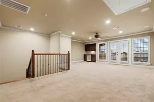 2403 Commonwealth St, Houston, TX 77006 - Photo 19