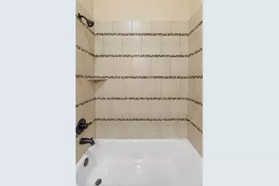 2403 Commonwealth Street, Houston, TX 77006 - Photo 15