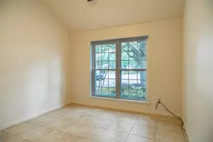 15418 Park Glen Dr Dr, Sugar Land, TX 77498 - Photo 9
