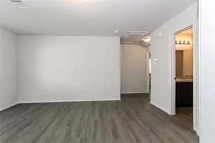 217 Blue Crane St, Huntsville, TX 77320 - Photo 9