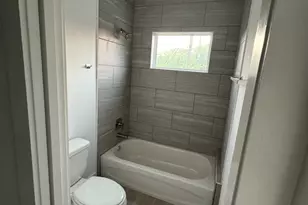7608 Easter St, Houston, TX 77088 - Photo 19