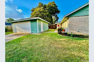 5503 Goldspier Street, Houston, TX 77091 - Photo 7