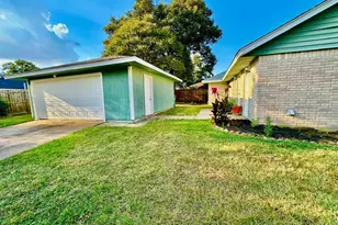 5503 Goldspier St, Houston, TX 77091 - Photo 7