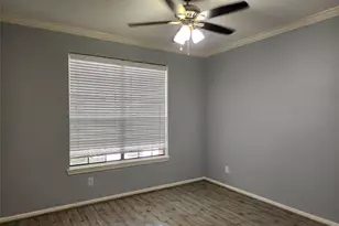 2255 Braeswood Park Dr, Houston, TX 77030 - Photo 11