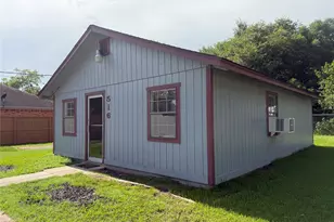 516 Battlebell Rd, Highlands, TX 77562 - Photo 11