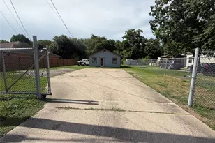 516 Battlebell Rd, Highlands, TX 77562 - Photo 13