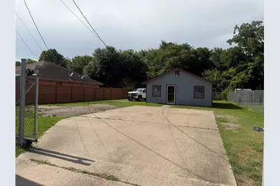 516 Battlebell Road, Highlands, TX 77562 - Photo 15