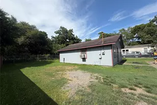 516 Battlebell Rd, Highlands, TX 77562 - Photo 7
