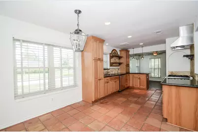 13814 Lynnwood Lane, Sugar Land, TX 77498 - Photo 7