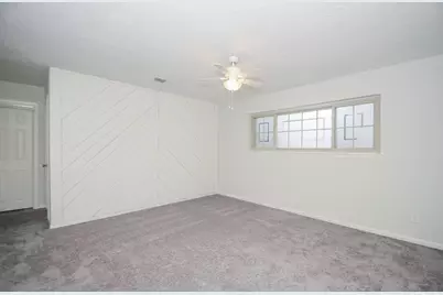 13814 Lynnwood Lane, Sugar Land, TX 77498 - Photo 17