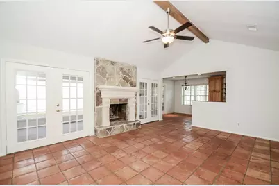 13814 Lynnwood Lane, Sugar Land, TX 77498 - Photo 5