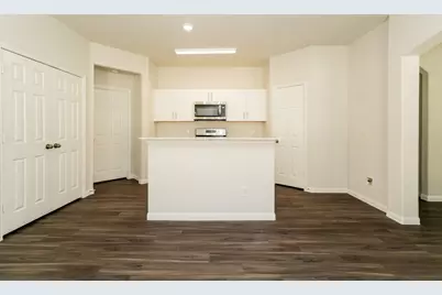 5618 Plantation Forest Drive, Katy, TX 77449 - Photo 5